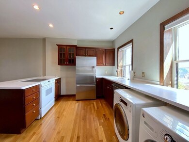 15 Mount Vernon St unit 3, Charlestown, MA 02129 - photo 4