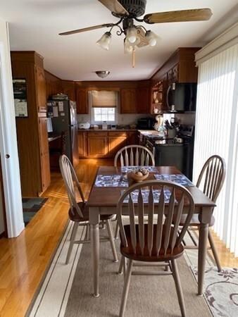 243 Edgewater Dr, Pembroke, MA 02359 - photo 3