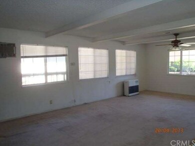 Large Living Room w/Monitor Heater.  