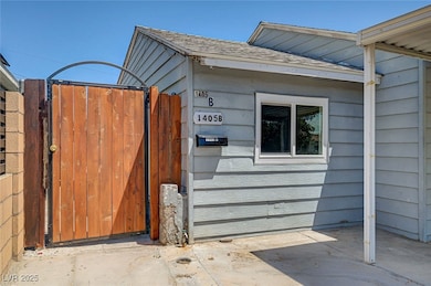 1405 E Bridger Ave unit B, Las Vegas, NV 89101 - photo 6
