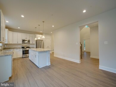 6412 Meadows Ln, Columbia, MD 21045 - photo 6