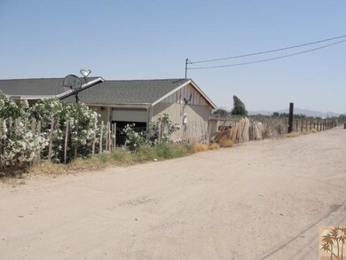 1158 N Broadway, Blythe, CA 92225 - photo 2