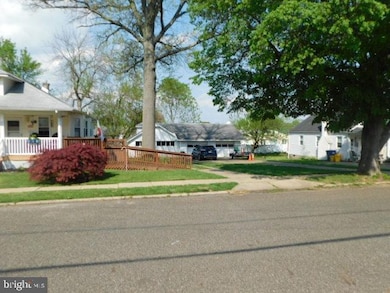 207 S Pine Ave, Maple Shade, NJ 08052 - photo 2