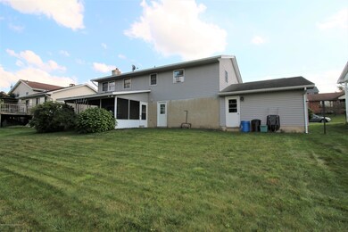 81 W Palm St, Olyphant, PA 18447 - photo 3