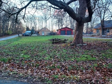 214 2nd St, Lake Milton, OH 44429 - photo 2