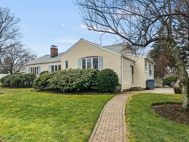 46 Banbury Ave, Waltham, MA 02451 - photo 2