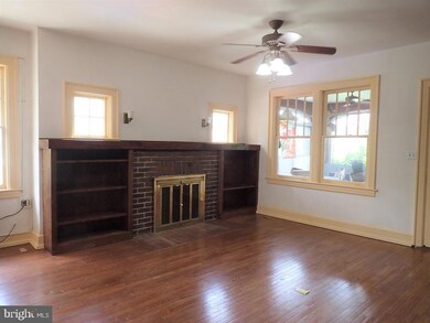 806 Maplewood Ave, Takoma Park, MD 20912 - photo 7