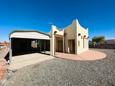 Outdoor Patio/Carport