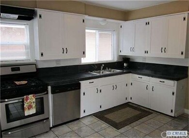 Spacious Kitchen