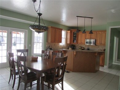 Granite Counters & Tile Backsplash