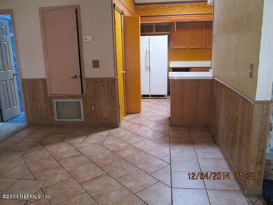 8798 Townsquare Ct, Jacksonville, FL 32216 - photo 7