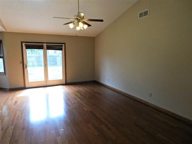 4122 Hare Ct, Newburgh, IN 47630 - photo 4