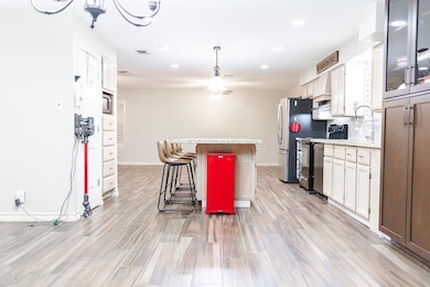 209 Gumwood Ln, Laredo, TX 78041 - photo 2