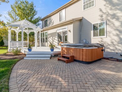 PAVER PATIO W/HOT TUB