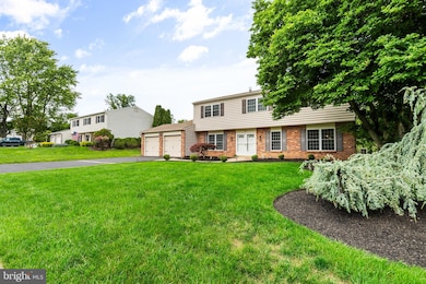 81 Kingsclere Dr, Southampton, PA 18966 - photo 3