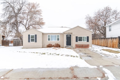 2420 Elizabeth St, Billings, MT 59102 - photo 2