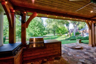 10450 N Levee Oaks, Collierville, TN 38017 - photo 2