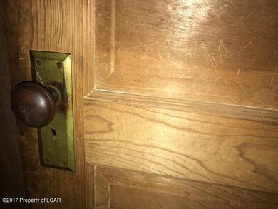 103 Cliff St, Pittston, PA 18640 - photo 4