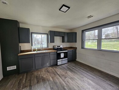 432 S Mission Ave, Tahlequah, OK 74464 - photo 7