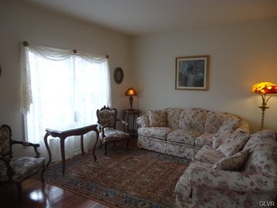 653 Ryan Dr, Allentown, PA 18103 - photo 7