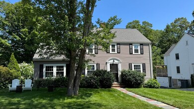 139 Laurel Dr, Needham, MA 02492 - photo 2