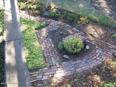 Garden right side