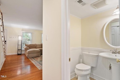 13-409 Smith Ave Unit 5 [2371521]_13