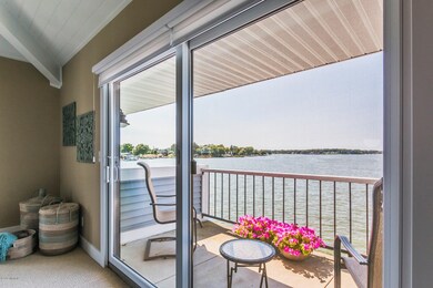 400 Lakeview_Print_Interiors_2