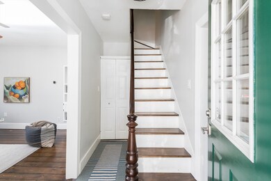 106 Hamilton St unit 1, Cambridge, MA 02139 - photo 2