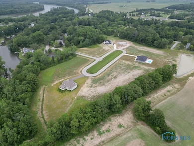 140 Coach House Loop, Bowling Green, OH 43402 - photo 7