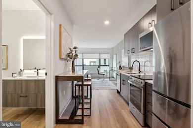 1108 N Front St unit STUDIO, Philadelphia, PA 19123 - photo 2