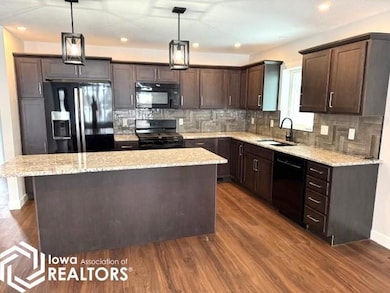 1414 E Linden St, Algona, IA 50511 - photo 2