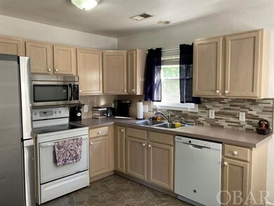 1407 Maxine St, Kill Devil Hills, NC 27948 - photo 5