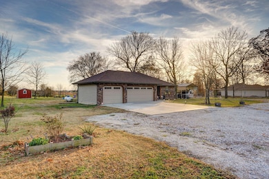 422 Spring Creek Rd, Clever, MO 65631 - photo 4