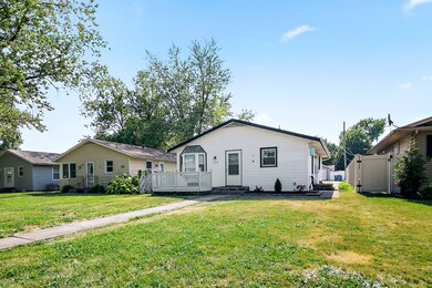 289 N Jackson Ave, Bradley, IL 60915 - photo 2