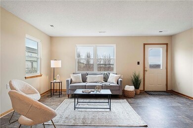 710 E Saturn Dr, Raymore, MO 64083 - photo 5