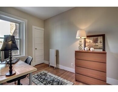 5 Verndale St unit 6, Brookline, MA 02446 - photo 7