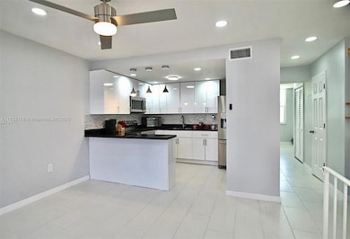 3865 W 9th Ave unit 35, Hialeah, FL 33012 - photo 3
