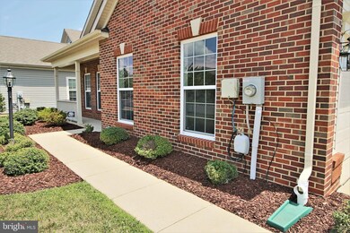 4708 Londonberry Ln, White Plains, MD 20695 - photo 2