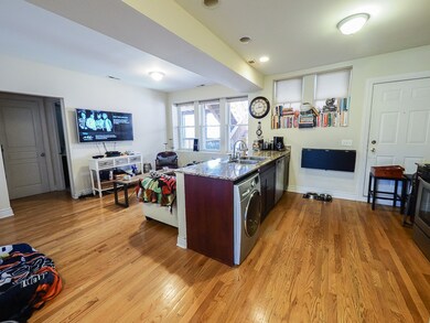 2840 W Glenlake Ave unit 2D, Chicago, IL 60659 - photo 5