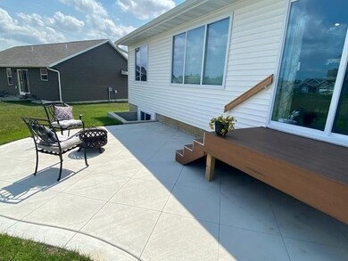 1623 Bobcat Dr NW, Cedar Rapids, IA 52405 - photo 6