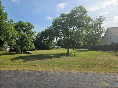 5A Jade Dr unit A, Victoria, TX 77904 - photo 2