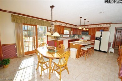 2015 Deer Creek Run, Cortland, OH 44410 - photo 5