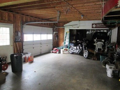 33 Cottage Rd, Millinocket, ME 04462 - photo 7