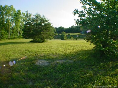 8934 Charlestown New Market Rd, Charlestown, IN 47111 - photo 4