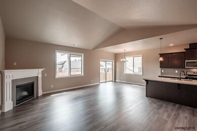 2119 NE Summit Dr, Albany, OR 97321 - photo 4