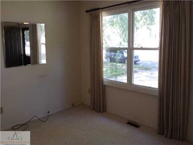 3609 Wedgewood Dr, Lansing, MI 48911 - photo 5