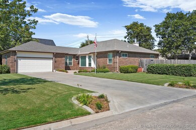 3617 S 200th Ave E, Broken Arrow, OK 74014 - photo 2