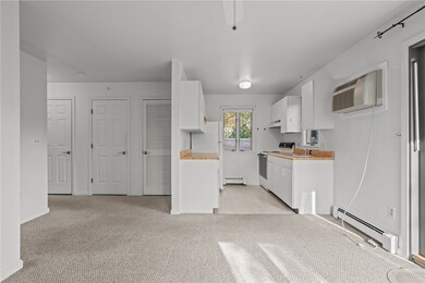 18 Chapel St unit D, Newport, RI 02840 - photo 6
