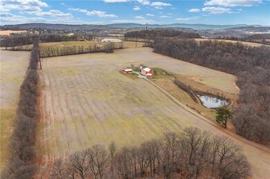 7059 Elementary Rd, Coopersburg, PA 18036 - photo 7